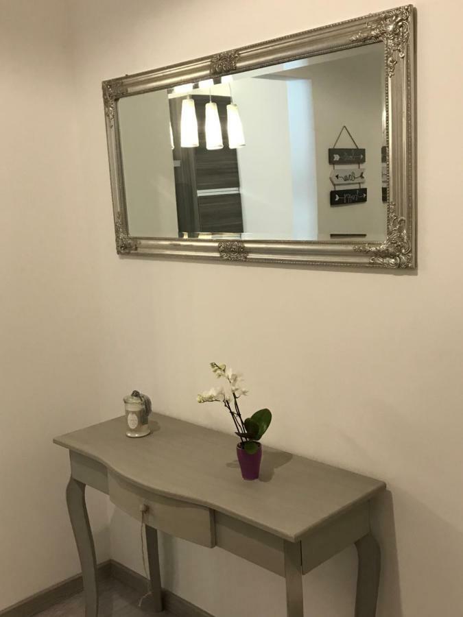 Lovely Apt Really Downtown - Free Private Parking Included! - Genua Zewnętrze zdjęcie